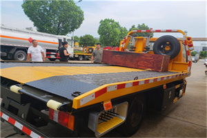 增城附近拖车电话号码服务